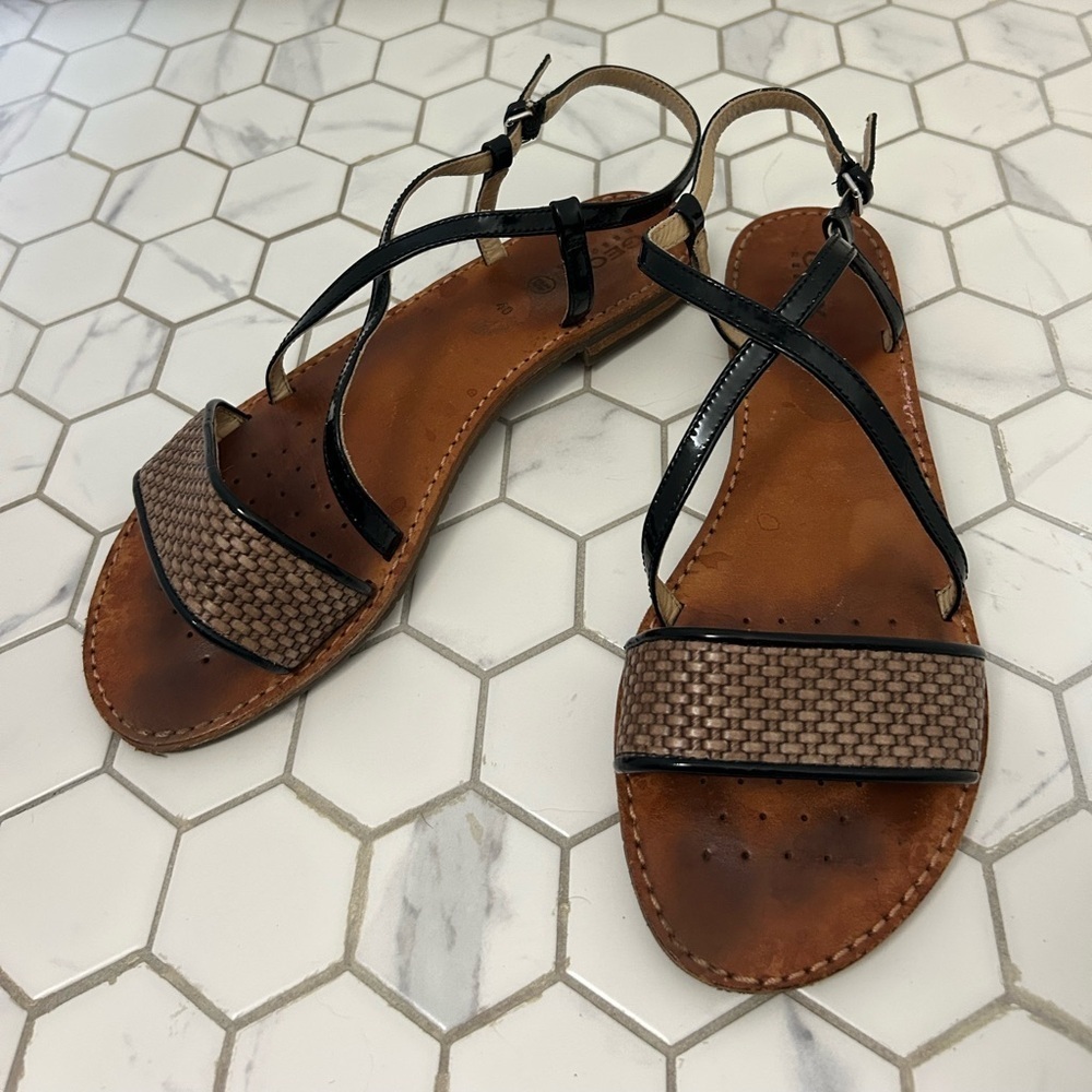 Geox Reapira Strappy Sandals with Woven Detail, Sz 10 - Picture 2 of 6